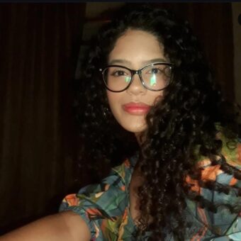 malu-Neves-revisora.jpeg Nossa equipe